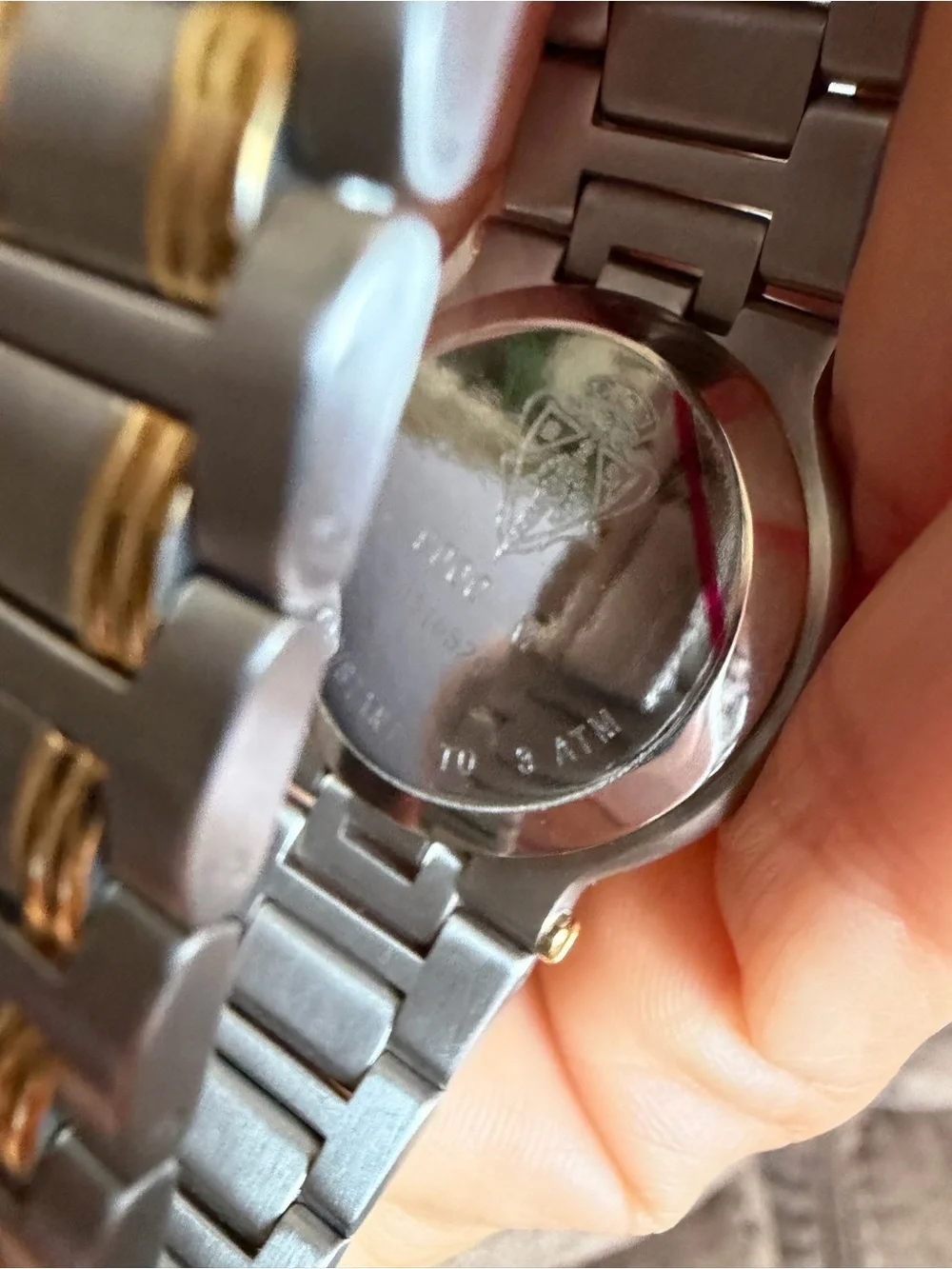 Gucci 9000M Swiss Quartz Watch 31.7mm Two-Tone | Full Bracelet | Box & Papers |